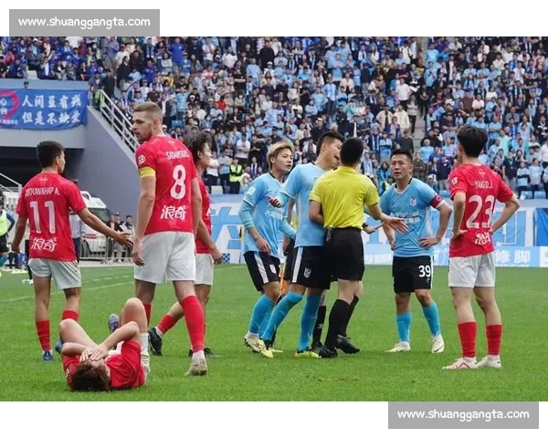 球迷热议焦点战背后争议与期待全面升温引爆社交媒体讨论狂潮持续发酵